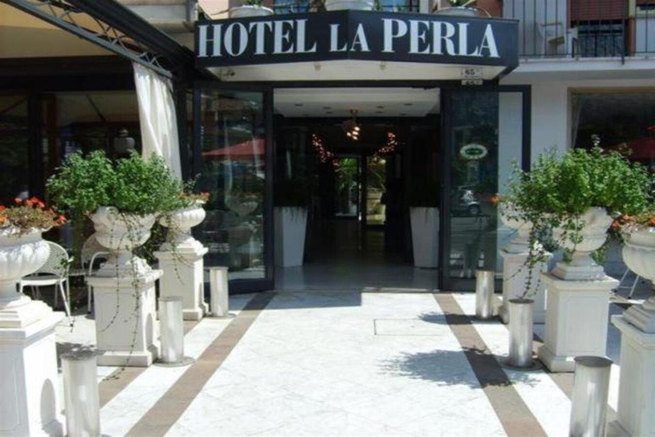 Hotel La Perla Riva del Garda Luaran gambar